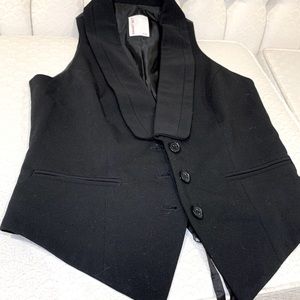 Woman’s dressy vest